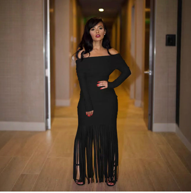 ONE-SHOULDER TASSEL HIP LONG-SLEEVED DRESS