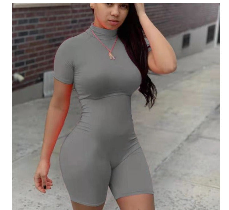 Women’s tight-fitting sports jumpsuit