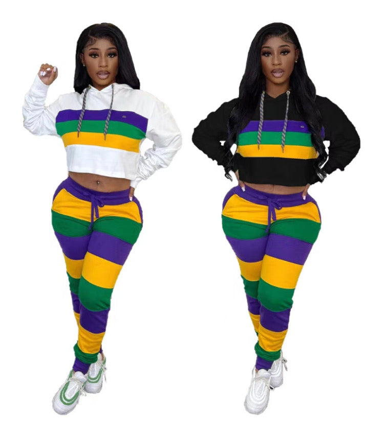 LONG- SLEEVED STRIPED POSITIONAL PRINT HOOED 2PC SET