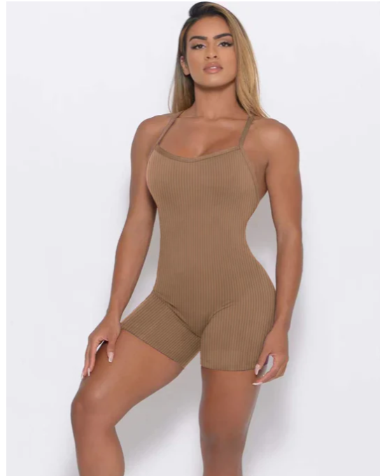 Solid color rib suspenders jumpsuit
