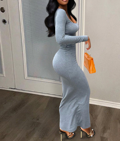 Soild color U-Neck small put stripe long sleeved dress