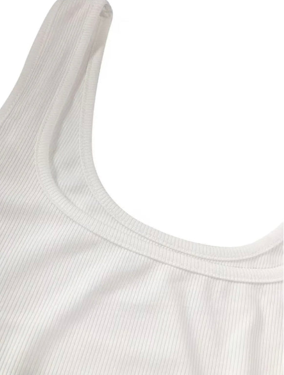 SLEEVELESS WAVY HEMMED SLIM VEST DRESS
