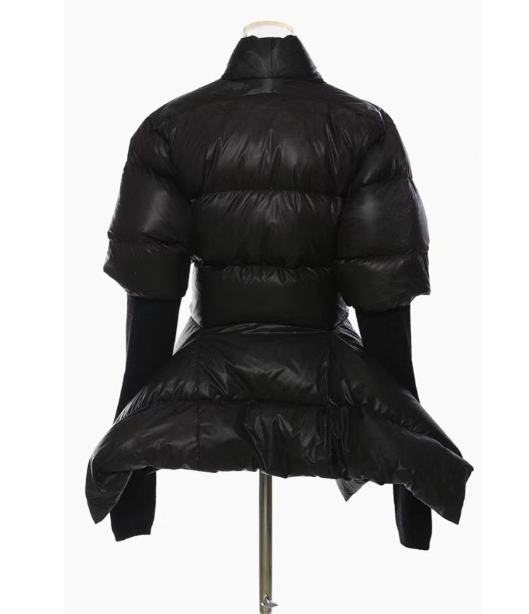 CAMOUFLAGE PANELS, IRREGULAR KNITTED CUFFS, WAIST-CINCHING PADDED JACKET
