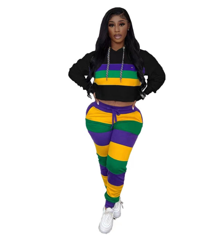 LONG- SLEEVED STRIPED POSITIONAL PRINT HOOED 2PC SET