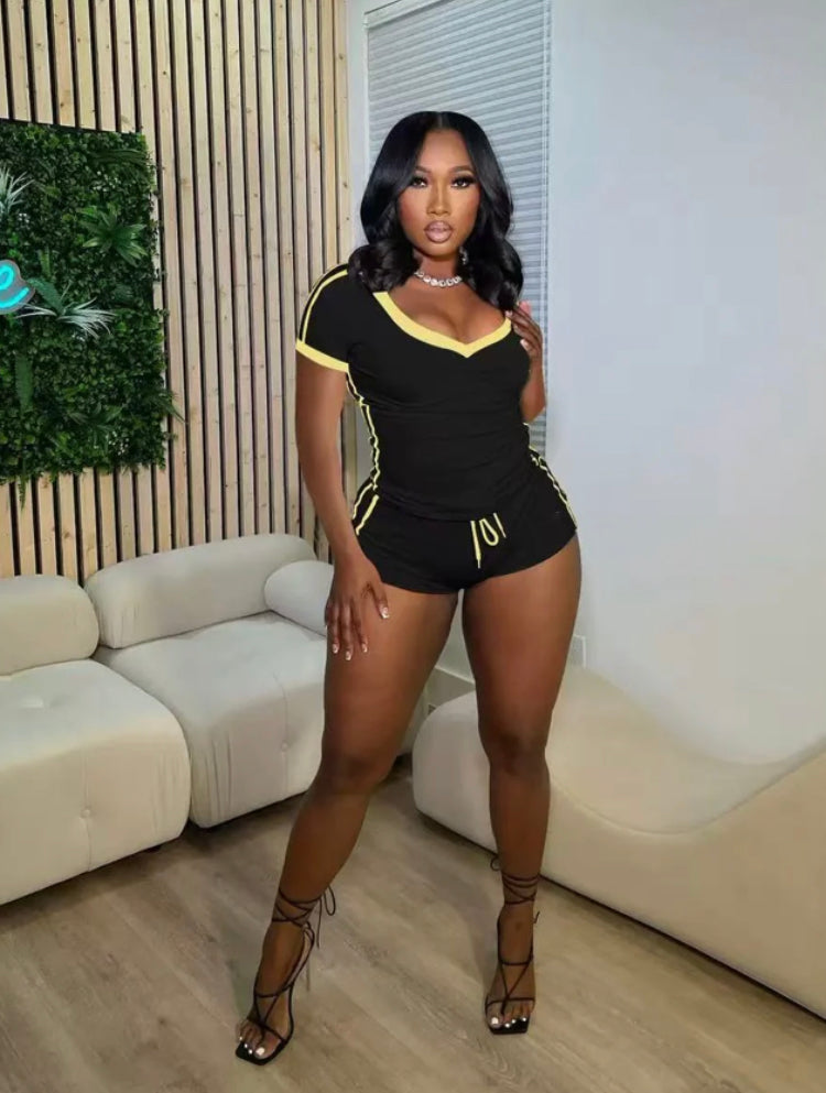 V-NECK TIGHT CONTRAST LACE-UP SPORTS WIND SHORT-SLEEVED SHORTS 2PC SET