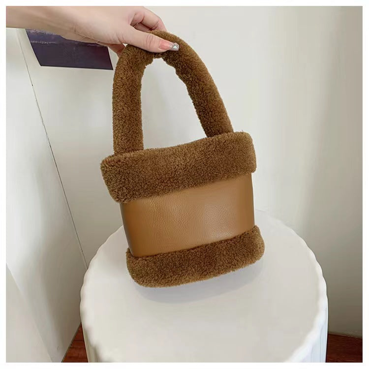 Lamb hair splicing portable water bucket fur bag