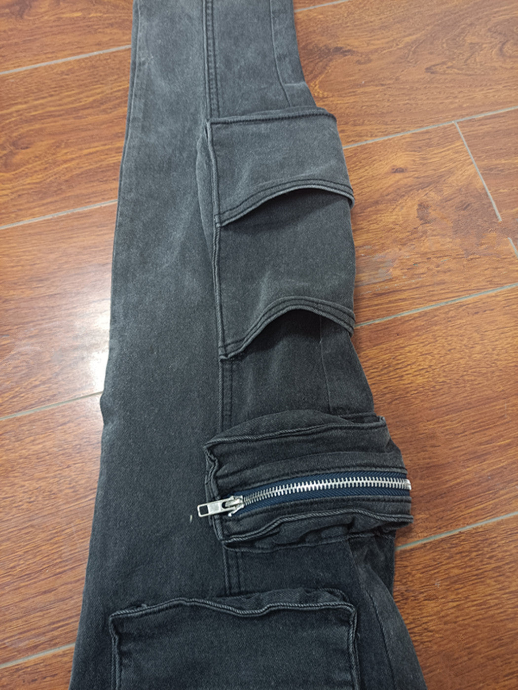 Multi Pocket Zipper Elastic Feet Jeans