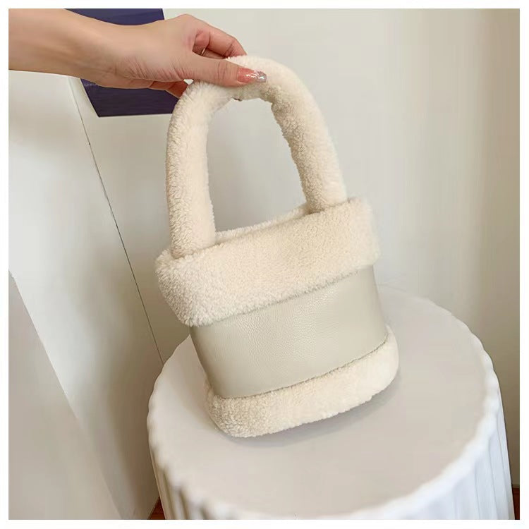 Lamb hair splicing portable water bucket fur bag