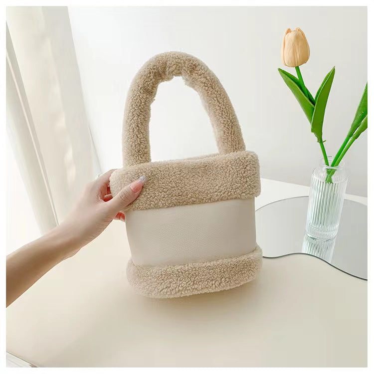 Lamb hair splicing portable water bucket fur bag